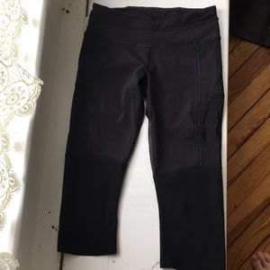 Lululemon Tough Crop Size 4